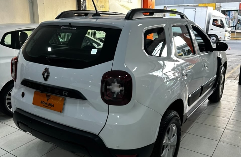 RENAULT DUSTER